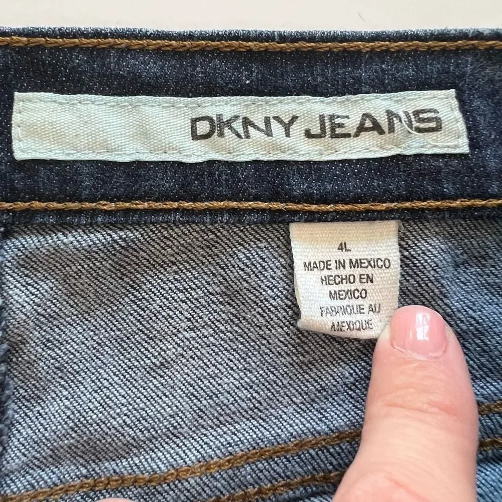 DKNY Women's Dark Wash Mid Rise‎ Soho Bootcut Stretch Denim Jeans Size 4